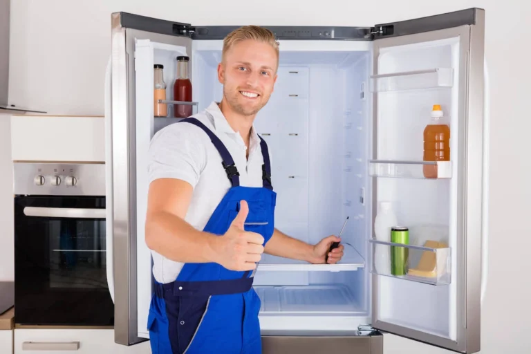 How Professional Refrigerator Repair Contractors Save You Money
